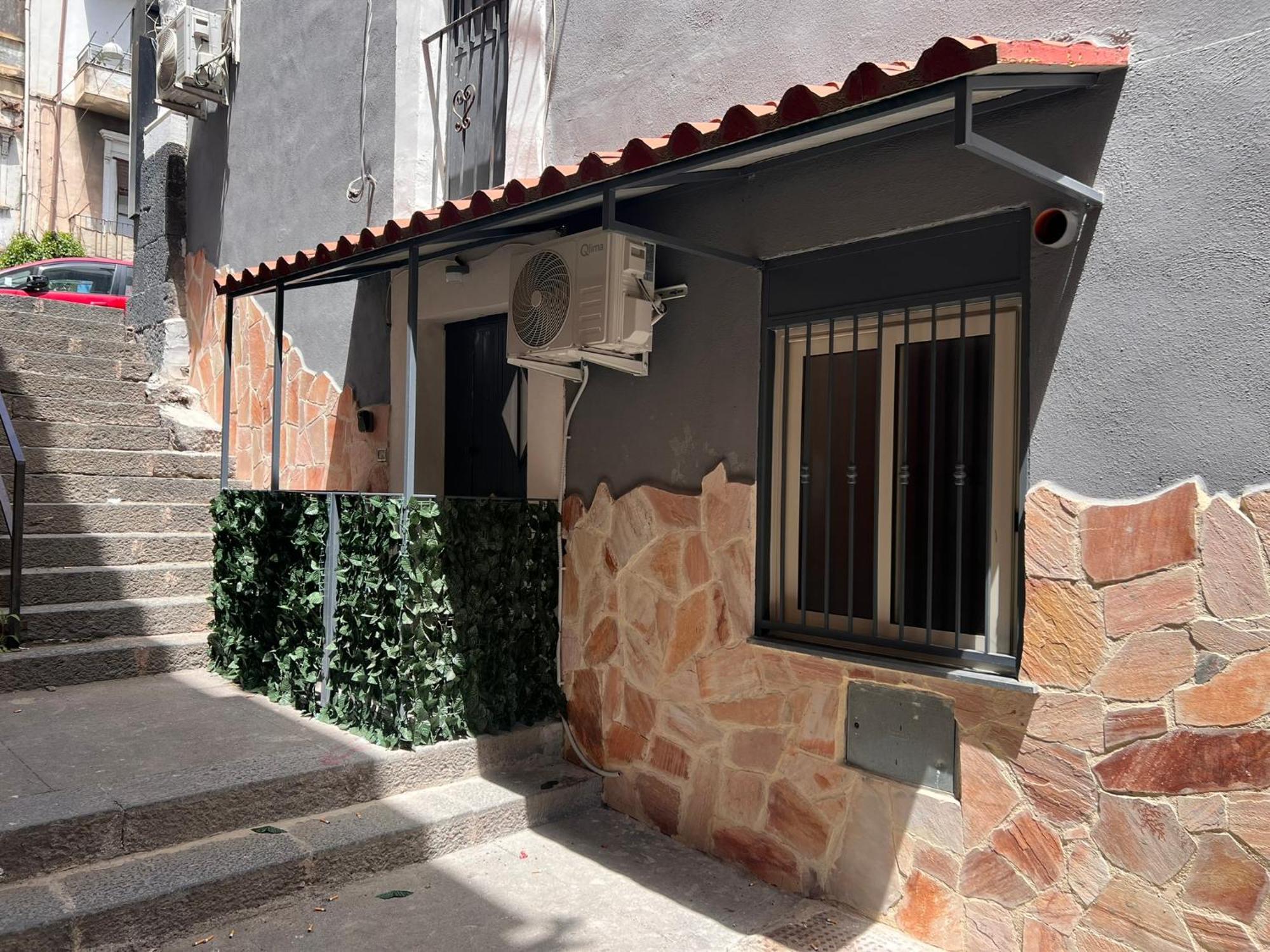 Lory House Apartment كاتانيا المظهر الخارجي الصورة